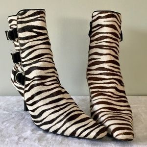 LORD & TAYLOR FLEX "JACK" Zebra print calf hair ankle boots